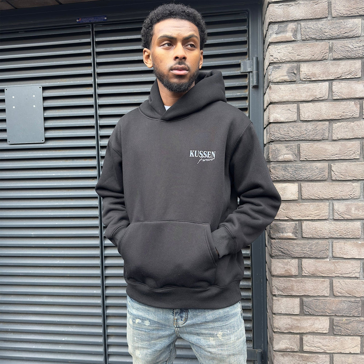 CORE KUSSEN FOREVER HOODIE BLACK - Kussen LTD