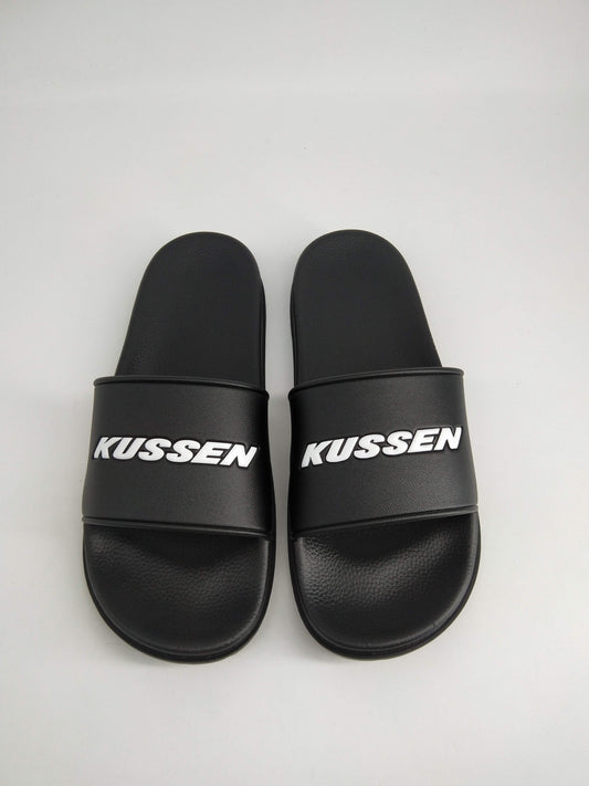 CC POOLSIDE SLIDERS